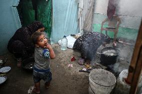 Shelter For Displaced People In Deir al-Balah