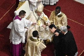 Pope Francis Presides The Easter Vigil - Vatican