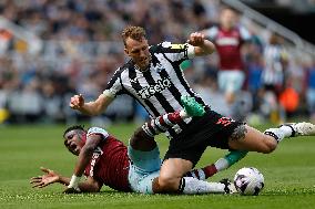 Newcastle United v West Ham United - Premier League