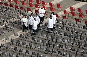 Pope Francis Presides Easter Mass - Vatican