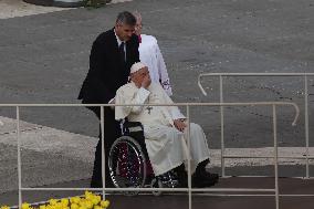 Pope Francis Presides Easter Mass - Vatican