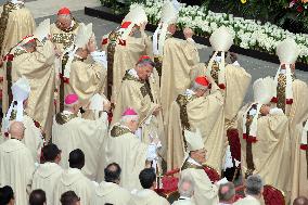 Pope Francis Presides Easter Mass - Vatican