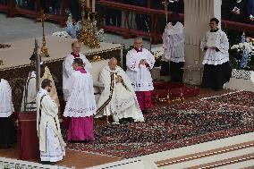 Pope Francis Presides Easter Mass - Vatican