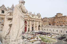 Pope Francis Presides Easter Mass - Vatican