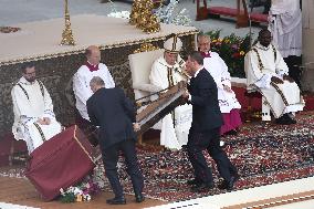 Pope Francis Presides Easter Mass - Vatican