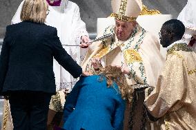 Pope Francis Presides The Easter Vigil - Vatican