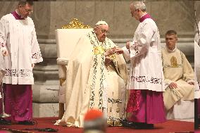 Pope Francis Presides The Easter Vigil - Vatican