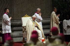Pope Francis Presides The Easter Vigil - Vatican