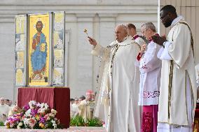 Pope Francis Presides Over Easter Sunday Mass - Vatican