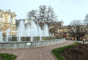 Fountain at Odesa Opera House