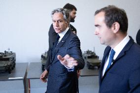 Antony Blinken visits Nexter headquarters - Versailles