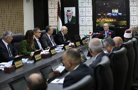 MIDEAST-RAMALLAH-PALESTINIAN NEW GOVERNMENT-CABINET MEETING