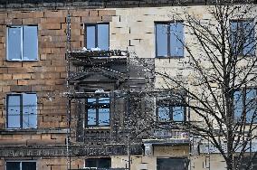 Restoration of five-story building damaged by Russian missile strike continues in Zaporizhzhia