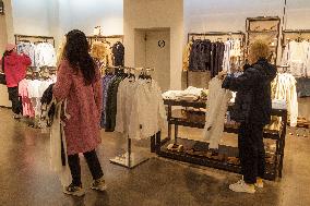 Branded clothing store reopens in Kyiv