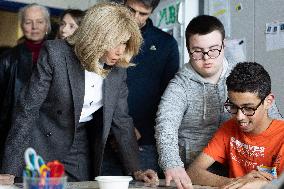 Brigitte Macron visits the medical educational institute Leonce Malecot - Saint-Cloud