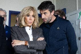 Brigitte Macron visits the medical educational institute Leonce Malecot - Saint-Cloud