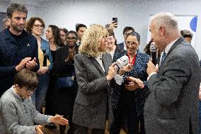 Brigitte Macron visits the medical educational institute Leonce Malecot - Saint-Cloud