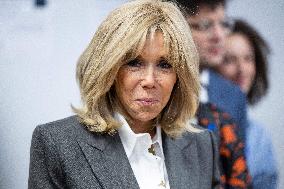 Brigitte Macron visits the medical educational institute Leonce Malecot - Saint-Cloud