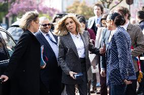 Brigitte Macron visits the medical educational institute Leonce Malecot - Saint-Cloud