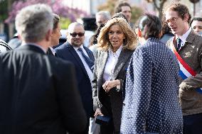 Brigitte Macron visits the medical educational institute Leonce Malecot - Saint-Cloud