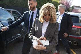 Brigitte Macron visits the medical educational institute Leonce Malecot - Saint-Cloud