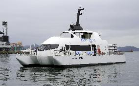 Hydrogen-powered sightseeing boat