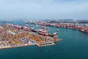 Container Terminal Export Trade in Qingdao Port