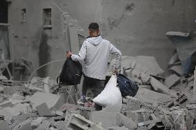 MIDEAST-GAZA-MAGHAZI REFUGEE CAMP-ISRAEL-AIRSTRIKE