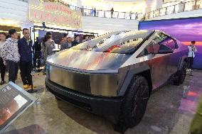 Tesla Cybertruck Displayed in Changzhou