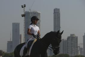 Indian Jockeys Ride Horse In Mumbai