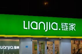 Lianjia Store in Shanghai
