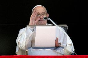 Pope Francis Angelus Prayer - Vatican