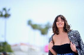 7th Canneseries - Living On A Razor s Edge Photocall
