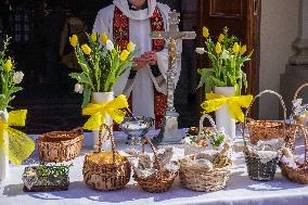 Easter Baskets Blessing In Warsaw, Poland