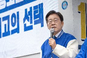 Party Leader, Lee Jae-myung Campaigning For Parliamentary Elections
