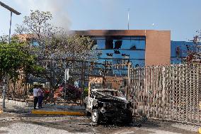 Ayotzinapa Rural Students  Break Into The Guerrero Government Palace