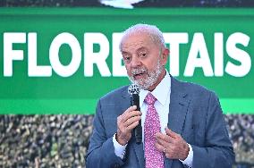 Brazilian President Luiz Inácio Lula Da Silva And Environment And Climate Change Minister Marina Silva Reducing Deforestation An