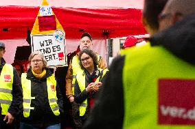 Post Bank Workers Go On Strike In Cologne