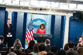 Press White House Press Briefing By Secretary Karine Jean-Pierre And Jake Sullivan Spoke To The Press .