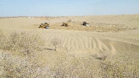 Reinforcement Sand in Desert in Kelamayi
