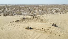 Reinforcement Sand in Desert in Kelamayi