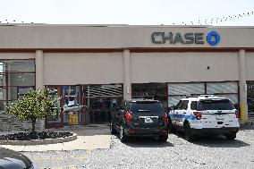FBI Investigating Incident At Chase Bank In Chicago Illinois