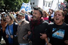 Massive Mobilization Of Social Organizations In Buenos Aires