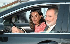 Royals Visit Queen Sofia At Hospital - Madrid