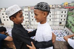 Eid al-Fitr Marks The End Of Ramadan - India