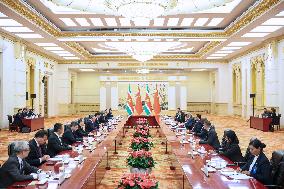 CHINA-BEIJING-LI QIANG-SURINAMESE PRESIDENT-MEETING (CN)