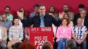 PSE-EE campaign event in San Sebastian