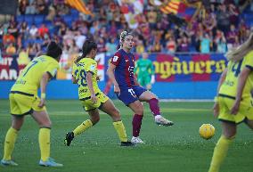 FC Barcelona v Villarreal CF - Liga F