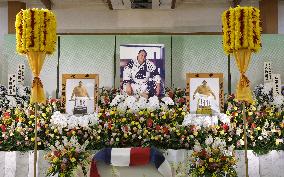 Funeral for ex-sumo grand champion Akebono