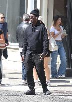 Chris Rock Walking Around Soho - NYC